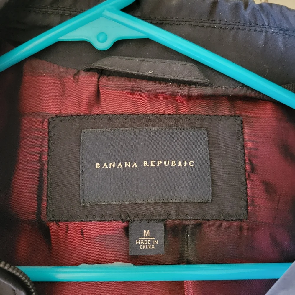Banana Republic windbreaker Medium